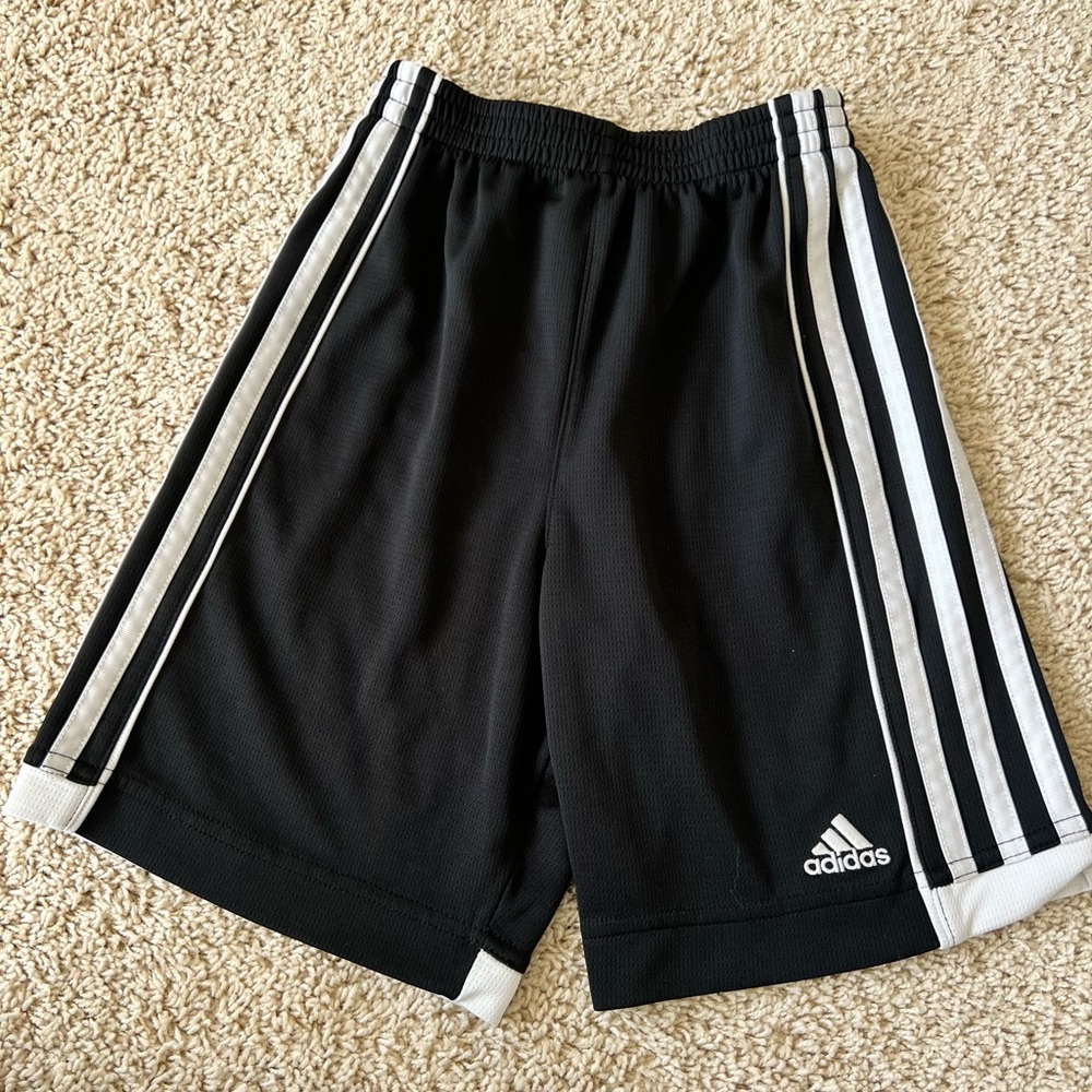 Adidas Classic 3 Stripe Shorts.  Youth Size 7